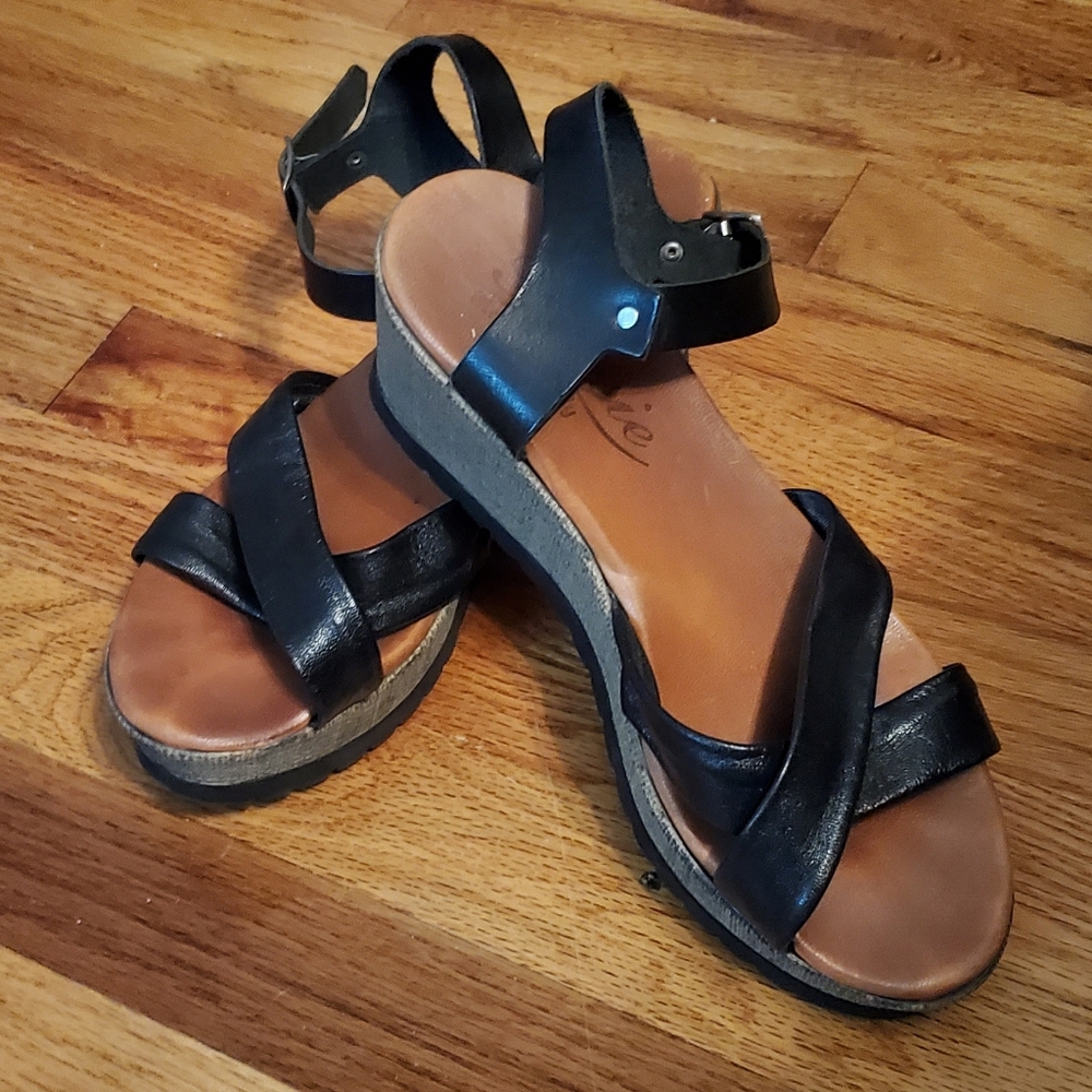 Poesie Black & Oatmeal Mixed Media Strappy Wedges